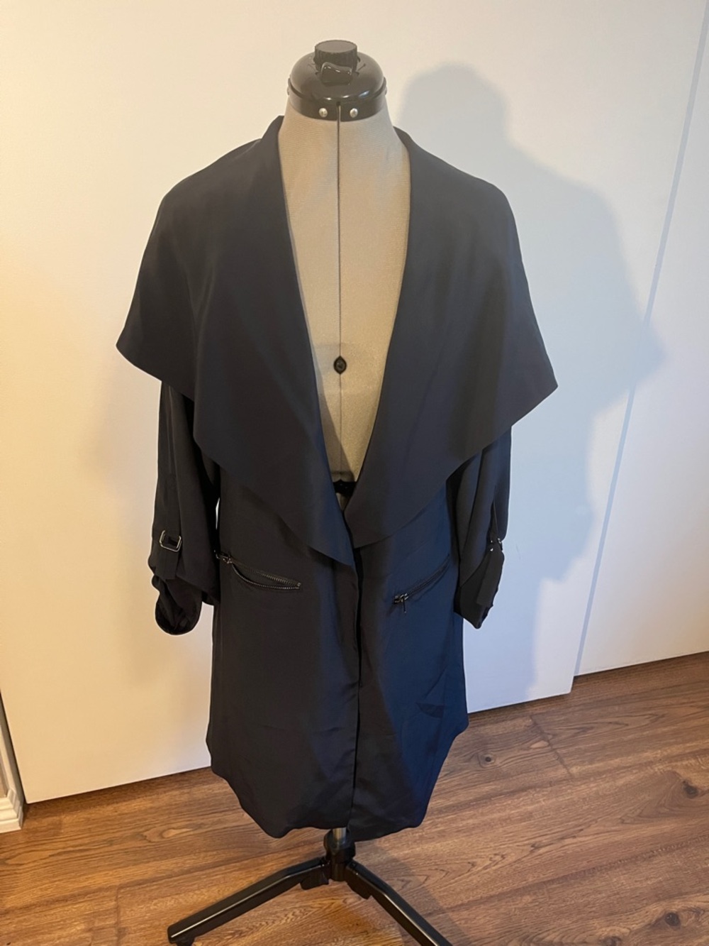 Women's Navy 💯 silk light weight Draped Open-Front Trench Coat